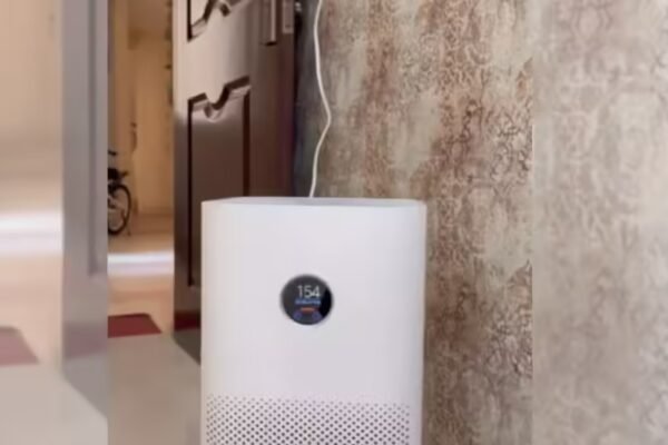 Watch: Delhi man opens door, indoor AQI jumps from 97 to 500 in seconds- viral video | India News
