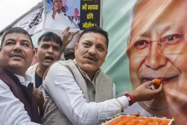 From litti chokha to jalebis: Streets burst into celebration as NDA crosses 200 mark; Delhi BJP HQ readies Bihari feast for victory night | India News