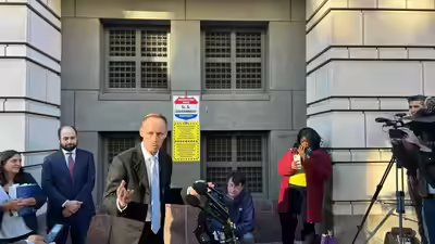 US jury finds 'sandwich guy' not guilty of assaulting border agent with sub