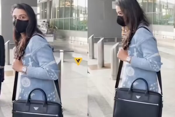 Smriti Mandhana seen in public for the first time after calling off wedding - Watch | Cricket News