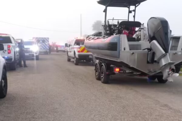 Galveston Bay plane crash: Mexican navy plane carrying burn patient goes down; 2-year old among 5 killed