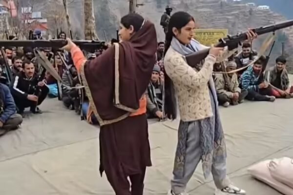 Handling automatic rifles, self-defence: Army trains Village Defence Guards in J&K - watch | India News