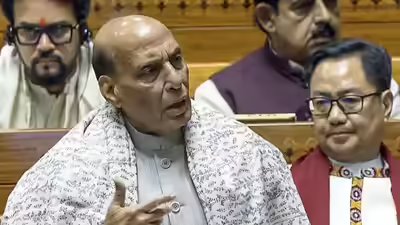 Give Vande Mataram same status as Jana Gana: Rajnath Singh