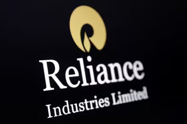Rs 1.4 lakh crore wiped off! RIL falls 7% this year — What's ahead for Reliance Industries share price?