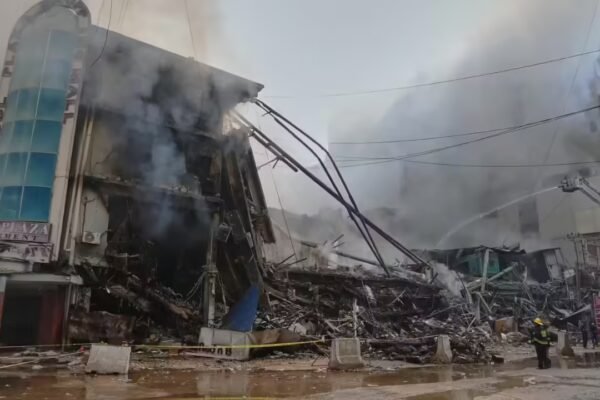 Massive blaze at Karachi mall: Death toll rises to 14; rescue operations continue