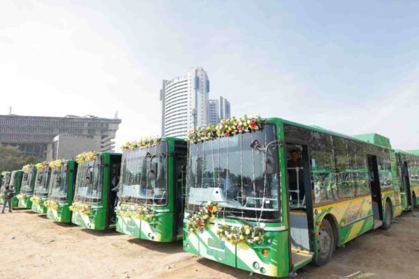 Delhi gets 500 new electric buses, DTC EV fleet crosses 4,000