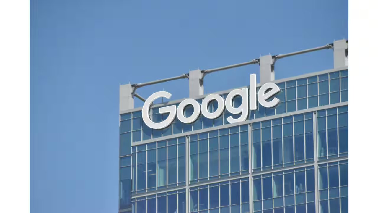 Google employees accuse company of enabling ICE surveillance