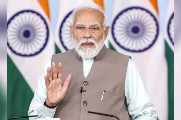 CMs urge Centre to act on LPG supply; PM Modi hits out at Congress | India News