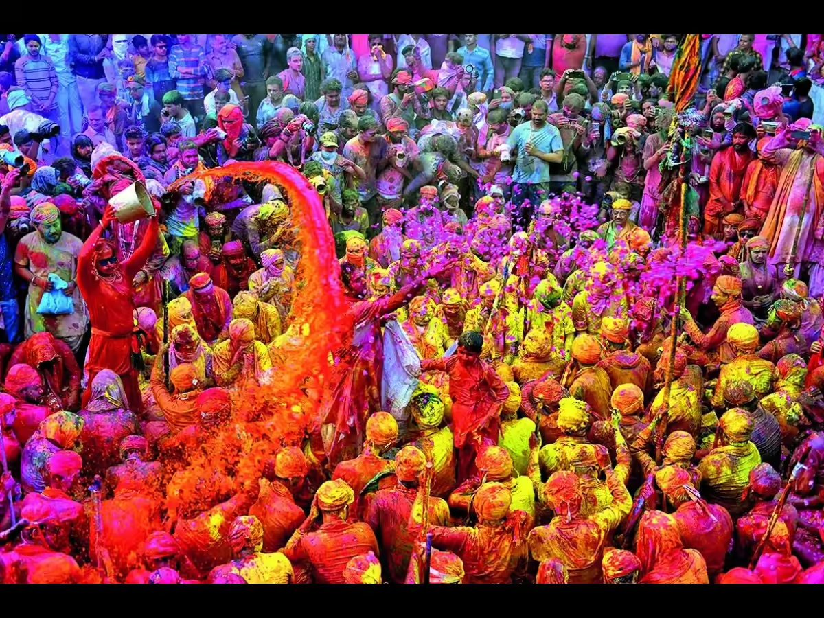 Unions should form cooperatives that own and run units in the informal sector