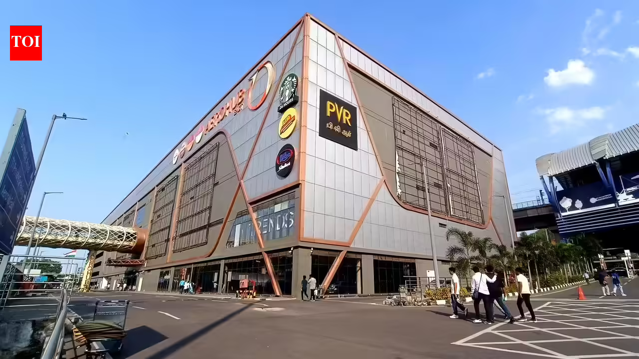 Passengers forced to pay for cabs’ waiting period at Chennai airport | Chennai News